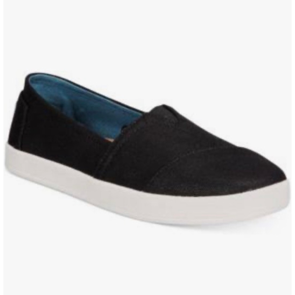 Women's TOMS Black & White Slip-On Flats US 7